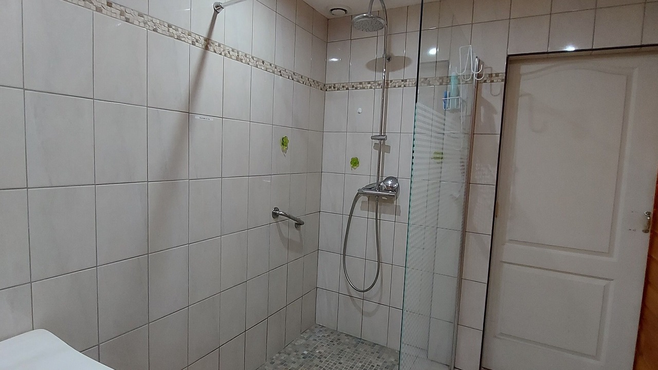 Photo of Bathroom in Montigny-les-Cherlieu