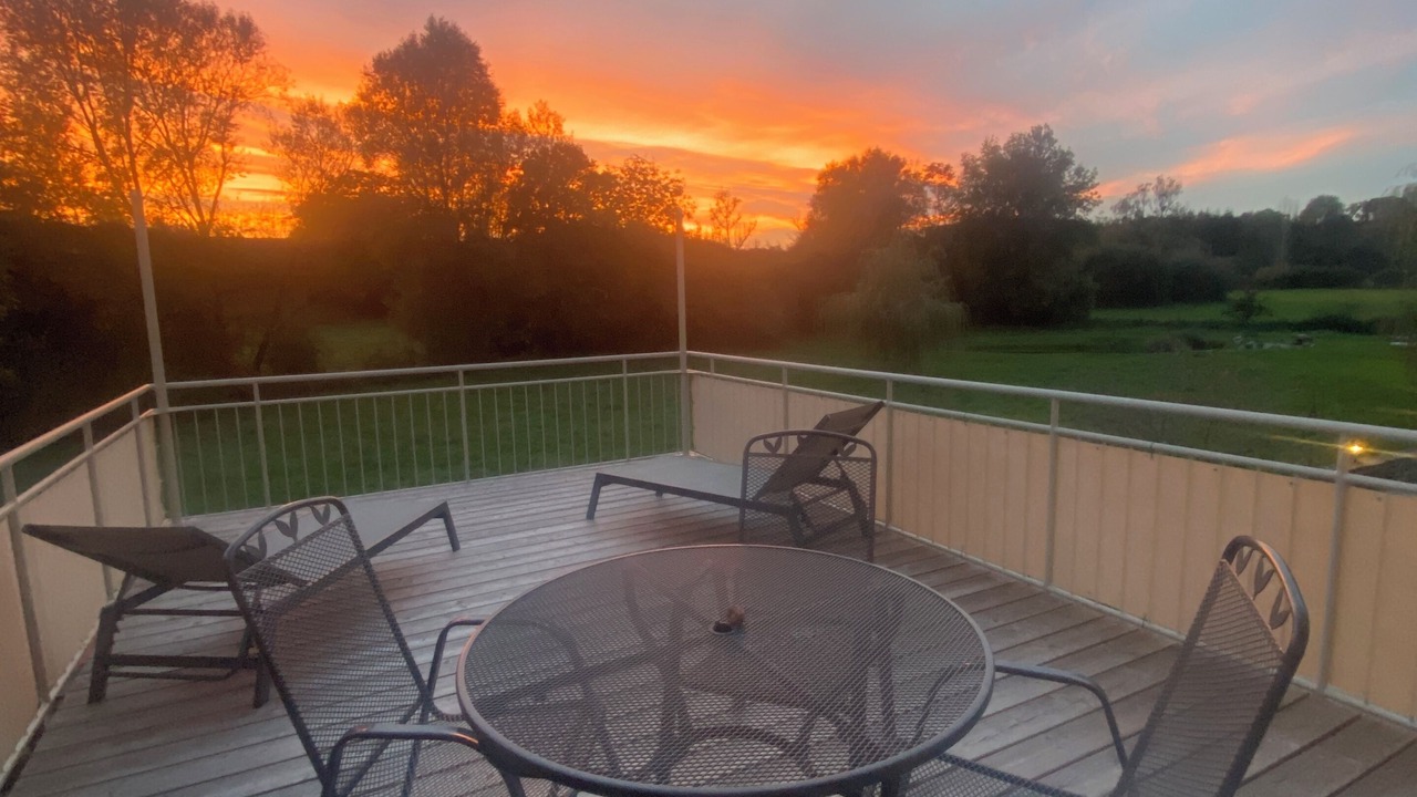 Photo of Outdoor in Melincourt