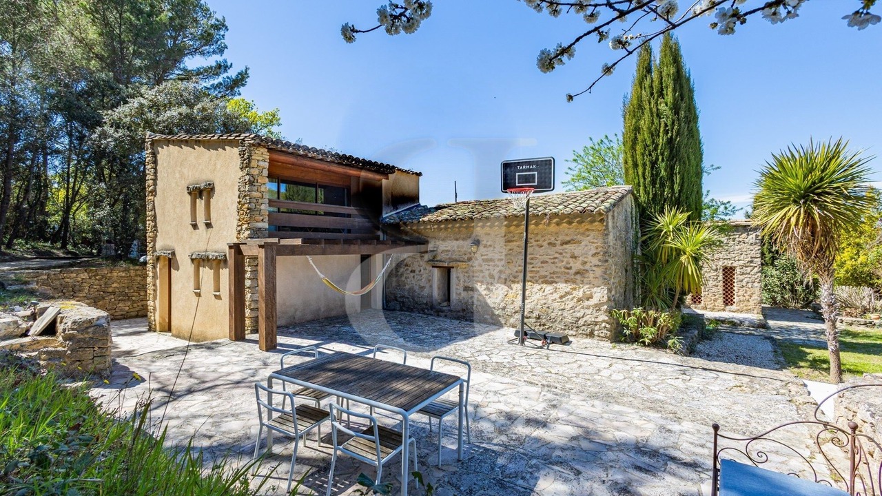 Photo of Outdoor in La Roque-sur-Pernes