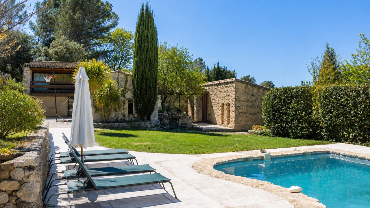 Photo of Outdoor in La Roque-sur-Pernes