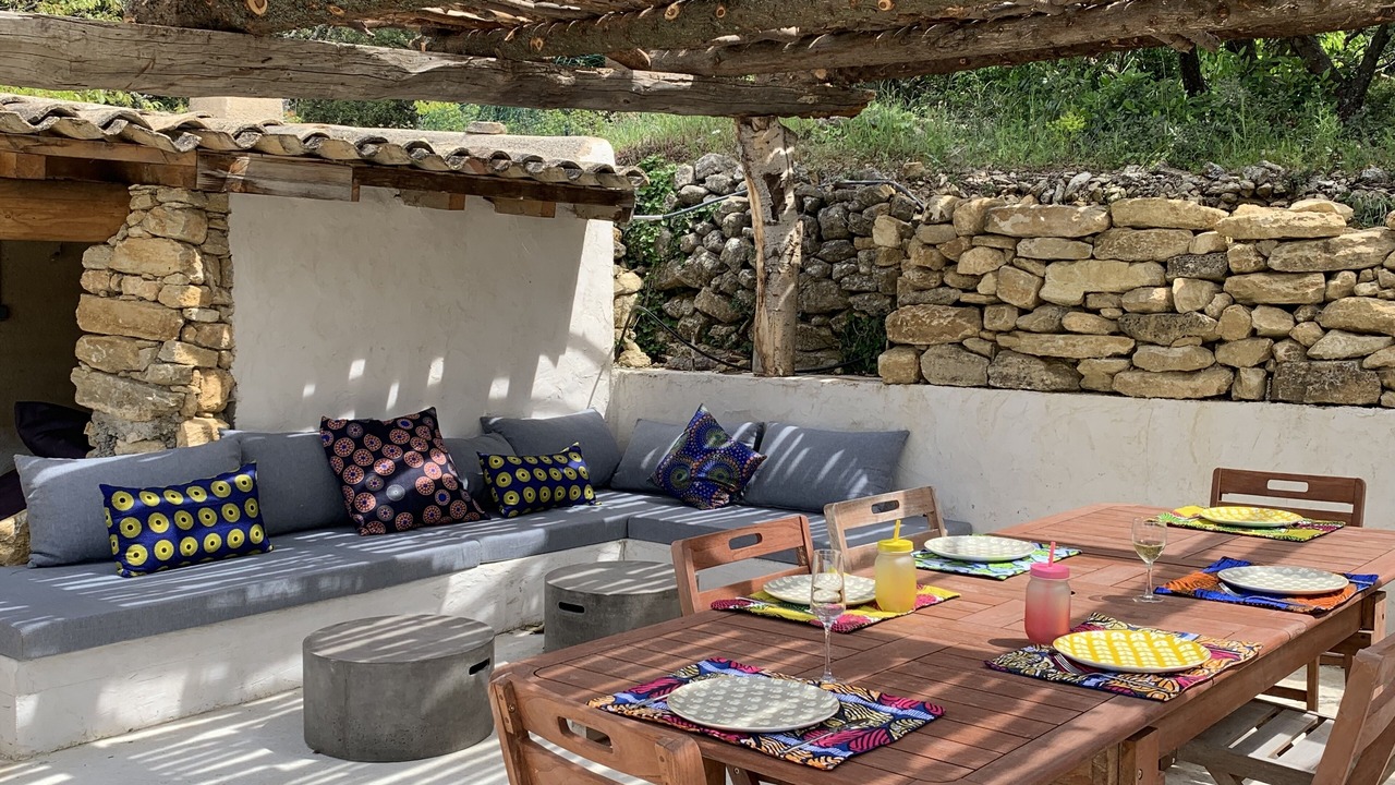 Photo of Outdoor in La Roque-sur-Pernes