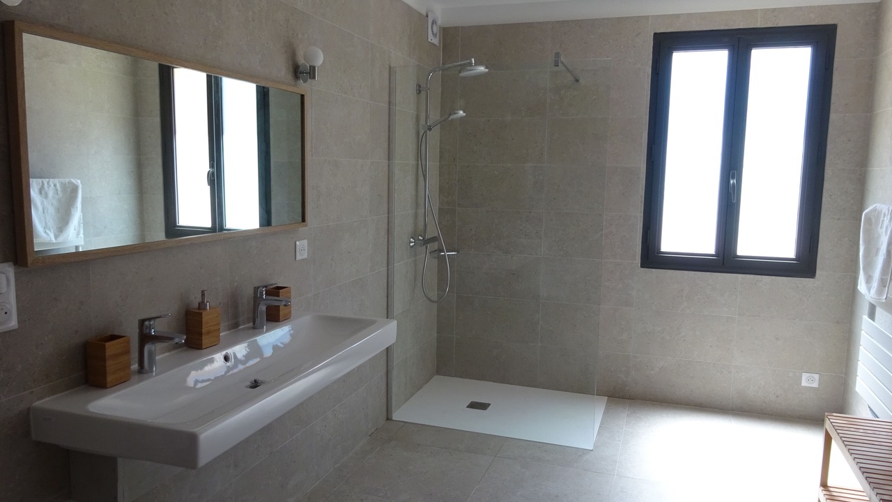 Photo of Bathroom in Puymeras