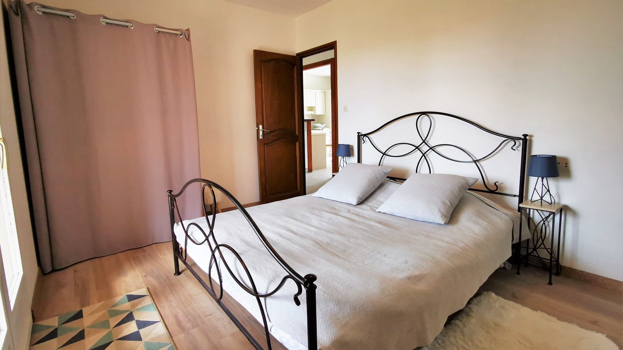 Photo of Bedroom in Grillon
