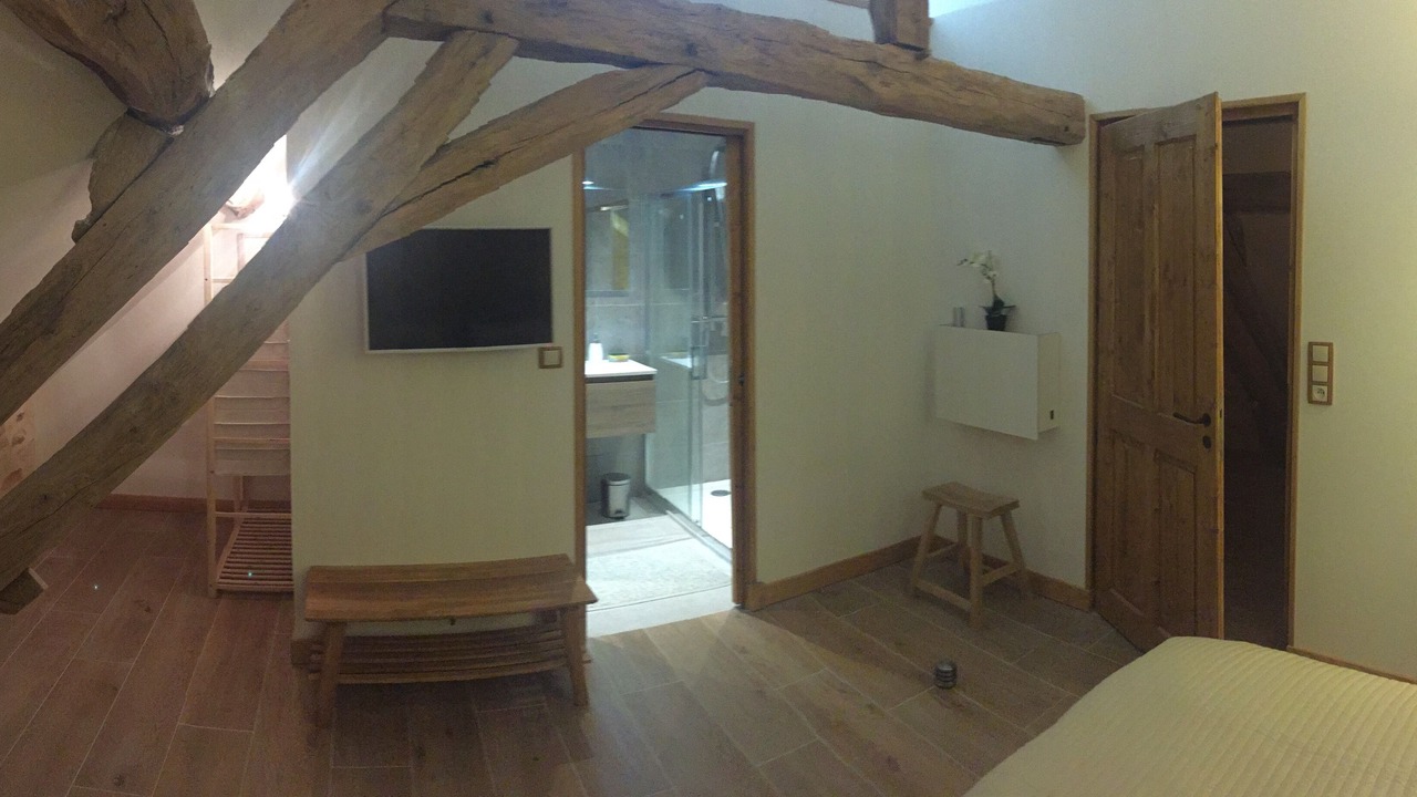 Photo of Bedroom in Vezelay