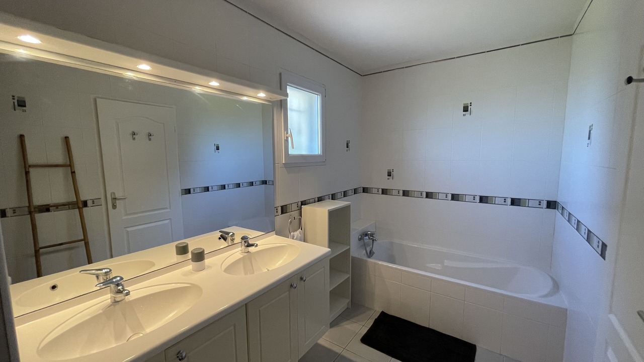 Photo of Bathroom in Bollene