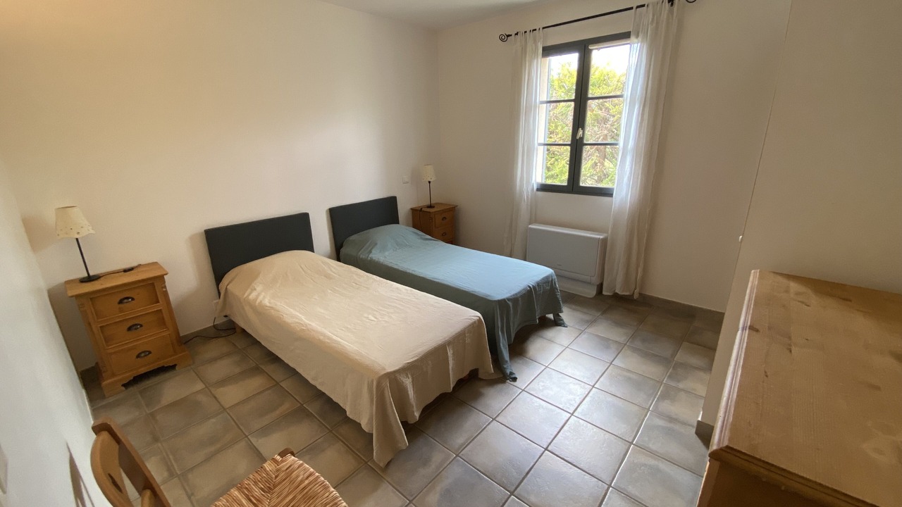 Photo of Bedroom in Beaumes-de-Venise