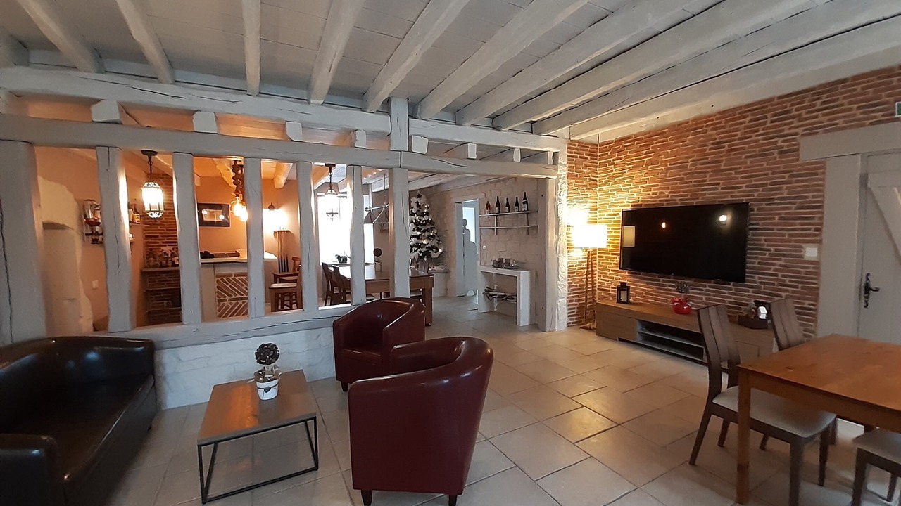 Photo of Others in Beaujeu-Saint-Vallier-Pierrejux-et-Quitteur