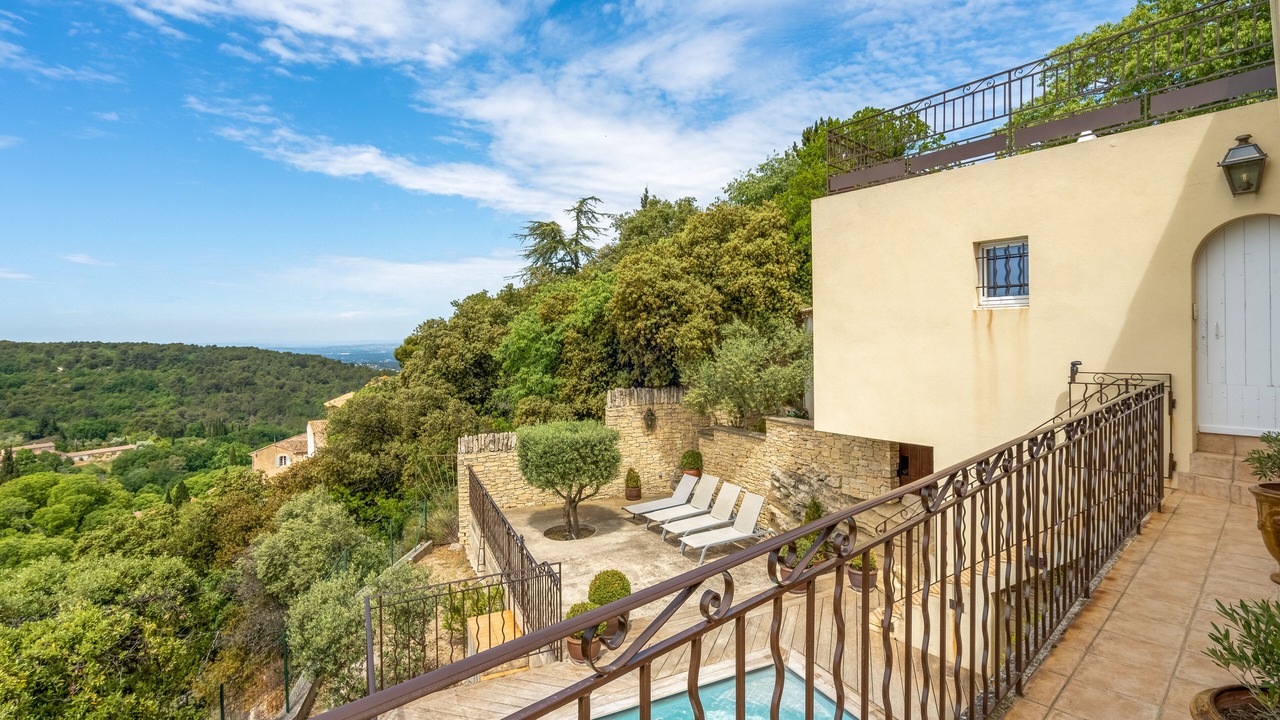 Photo of Outdoor in La Roque-sur-Pernes