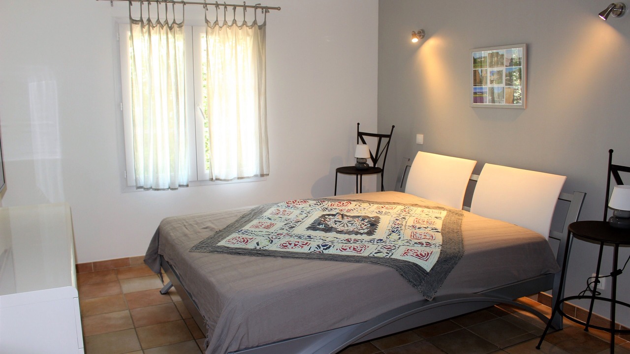 Photo of Bedroom in Saint-Paul-Trois-Chateaux