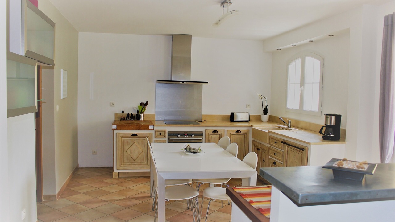 Photo of Kitchen in Saint-Paul-Trois-Chateaux