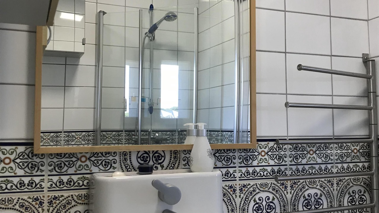 Photo of Bathroom in Quartier Beauregard-Boufflers-Buthegnemont-Boudonville