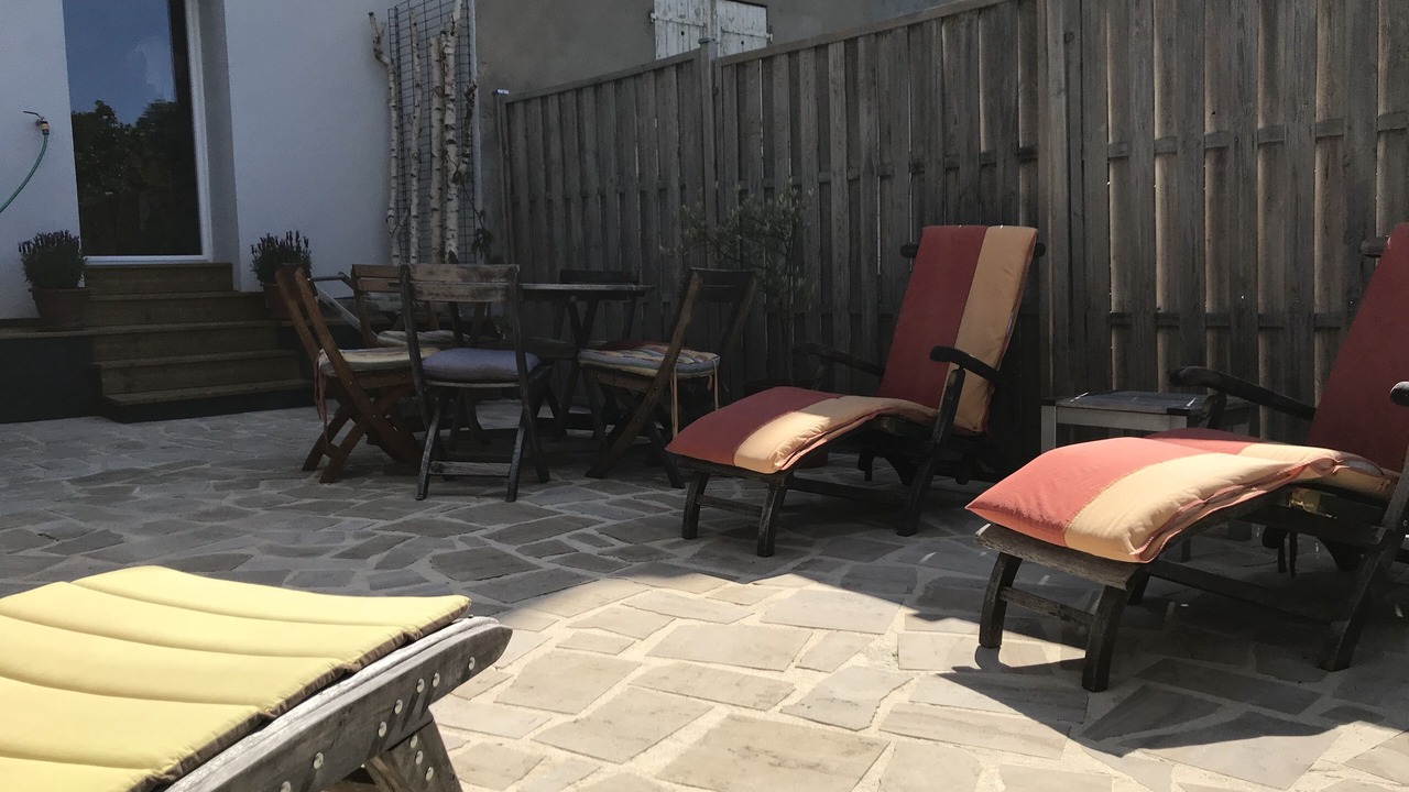 Photo of Patio Balcony in Quartier Beauregard-Boufflers-Buthegnemont-Boudonville