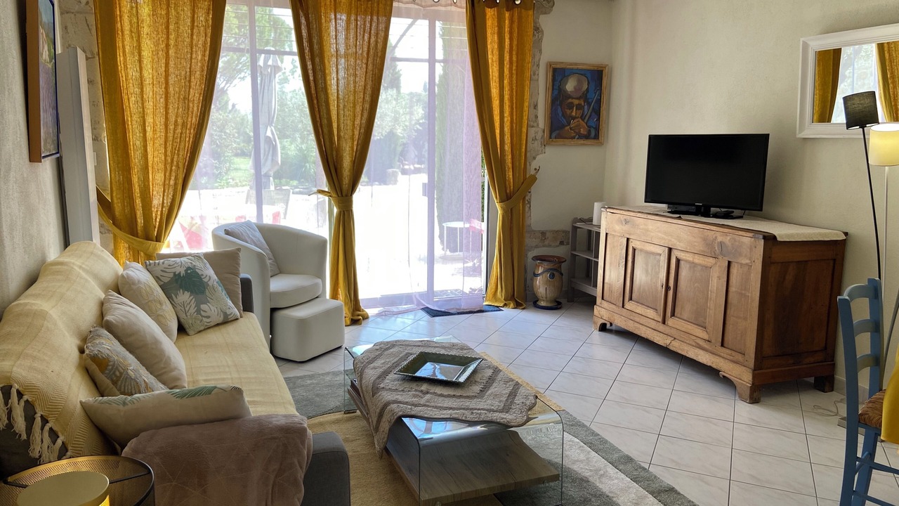 Photo of Livingroom in La Garde-Adhemar