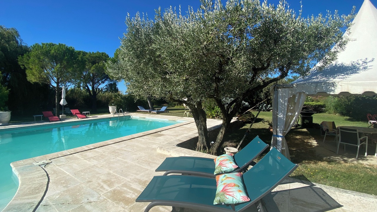 Photo of Outdoor in La Garde-Adhemar