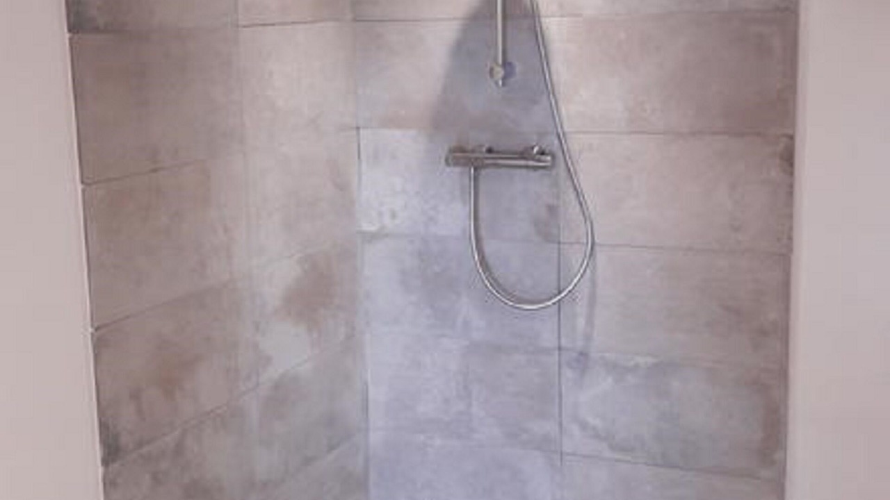 Photo of Bathroom in Castelnau-de-Mandailles