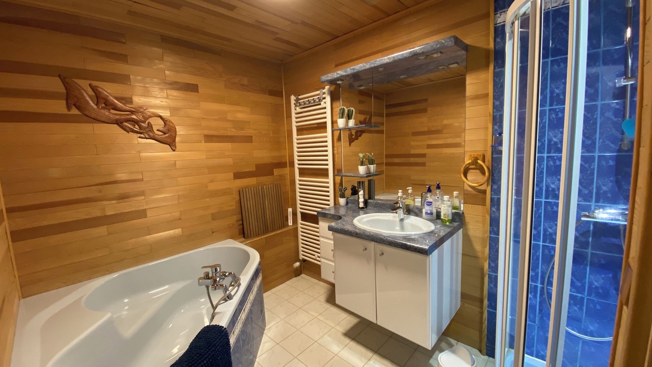 Photo of Bathroom in Bougey