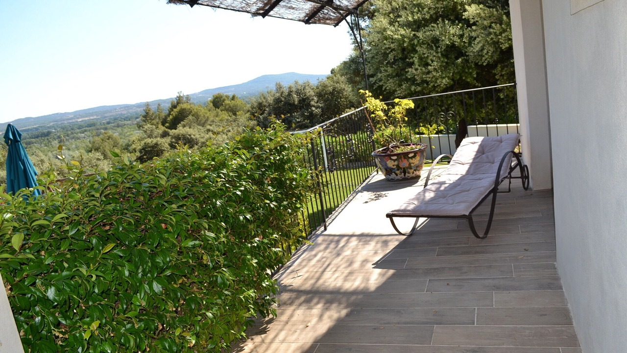 Photo of Patio Balcony in Puget
