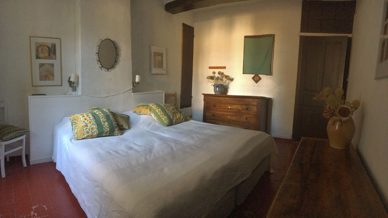 Photo of Bedroom in Venterol