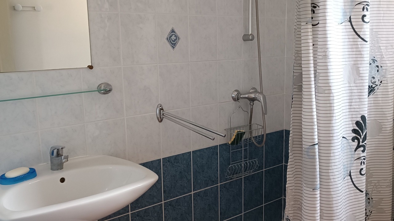 Photo of Bathroom in Methamis