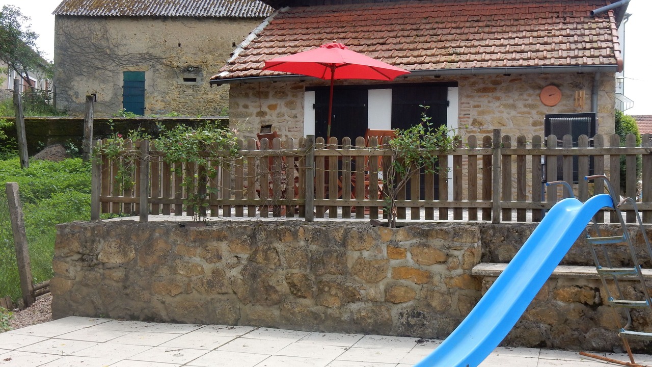Photo of Outdoor in Limanton
