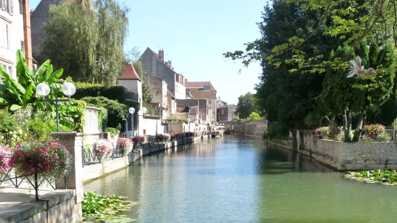 Photo of Others in Dampierre