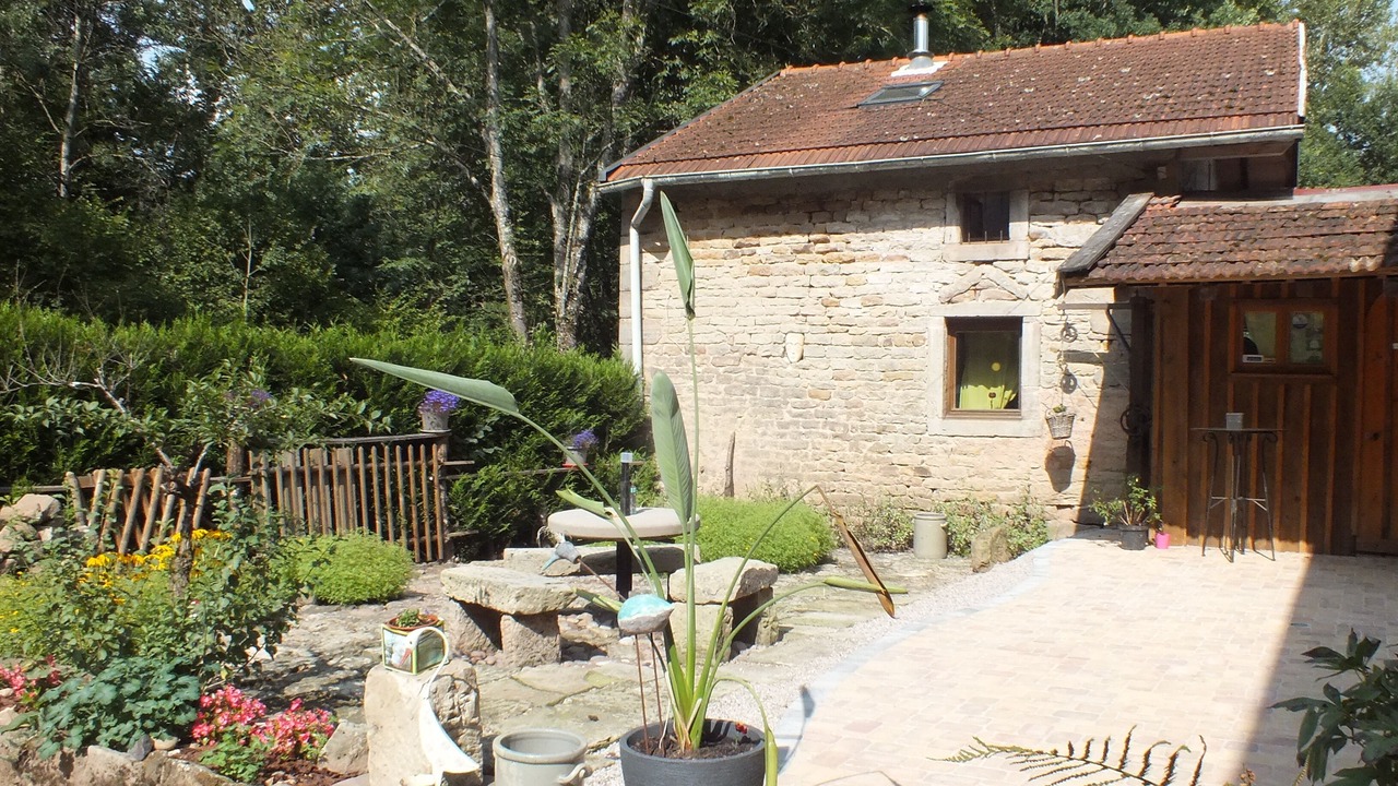 Photo of Outdoor in Rasey