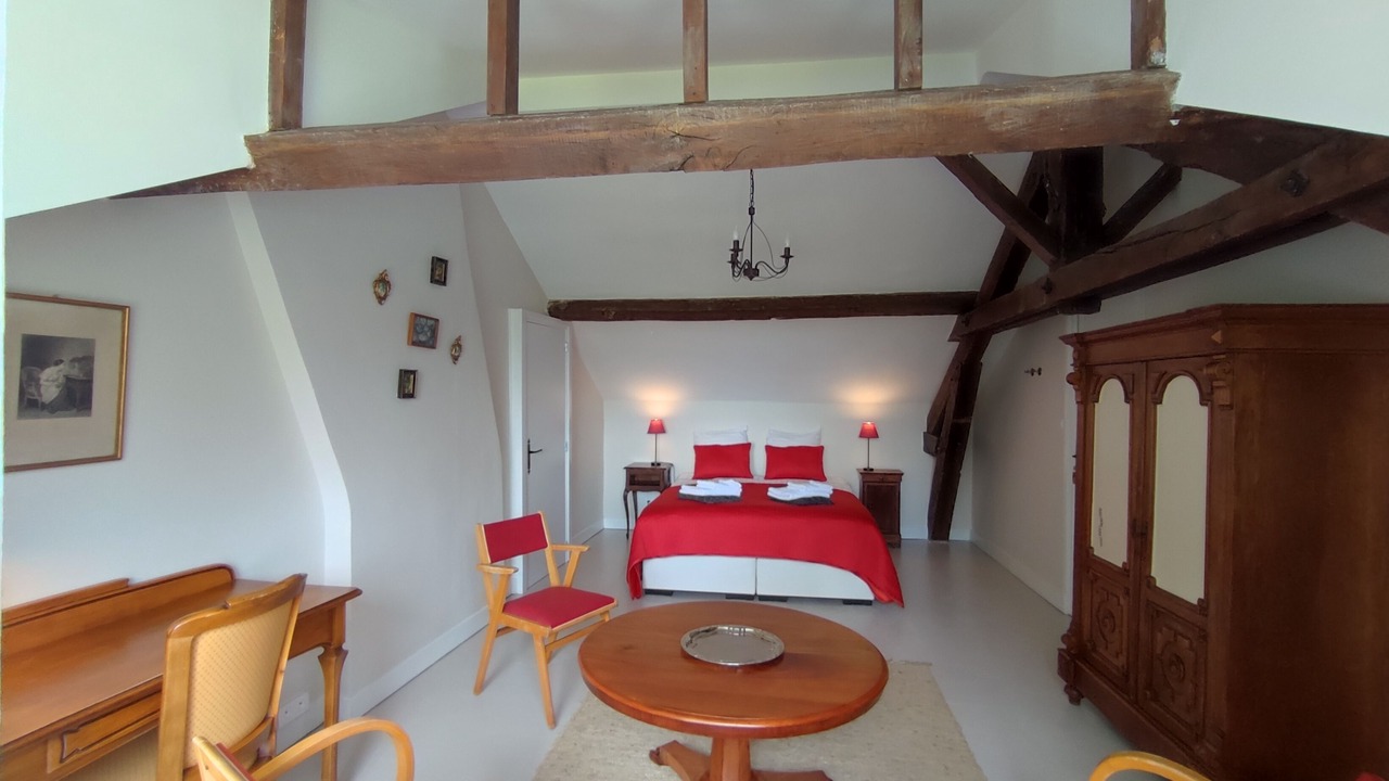 Photo of Bedroom in Roussillon-en-Morvan