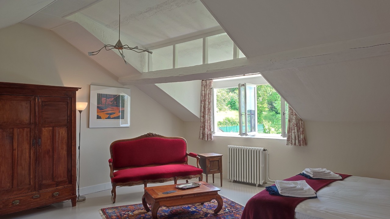 Photo of Bedroom in Roussillon-en-Morvan