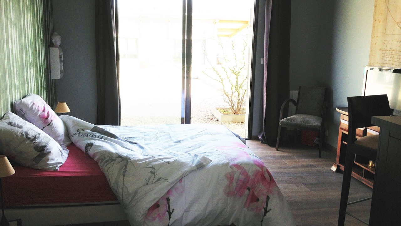 Photo of Bedroom in Dampierre