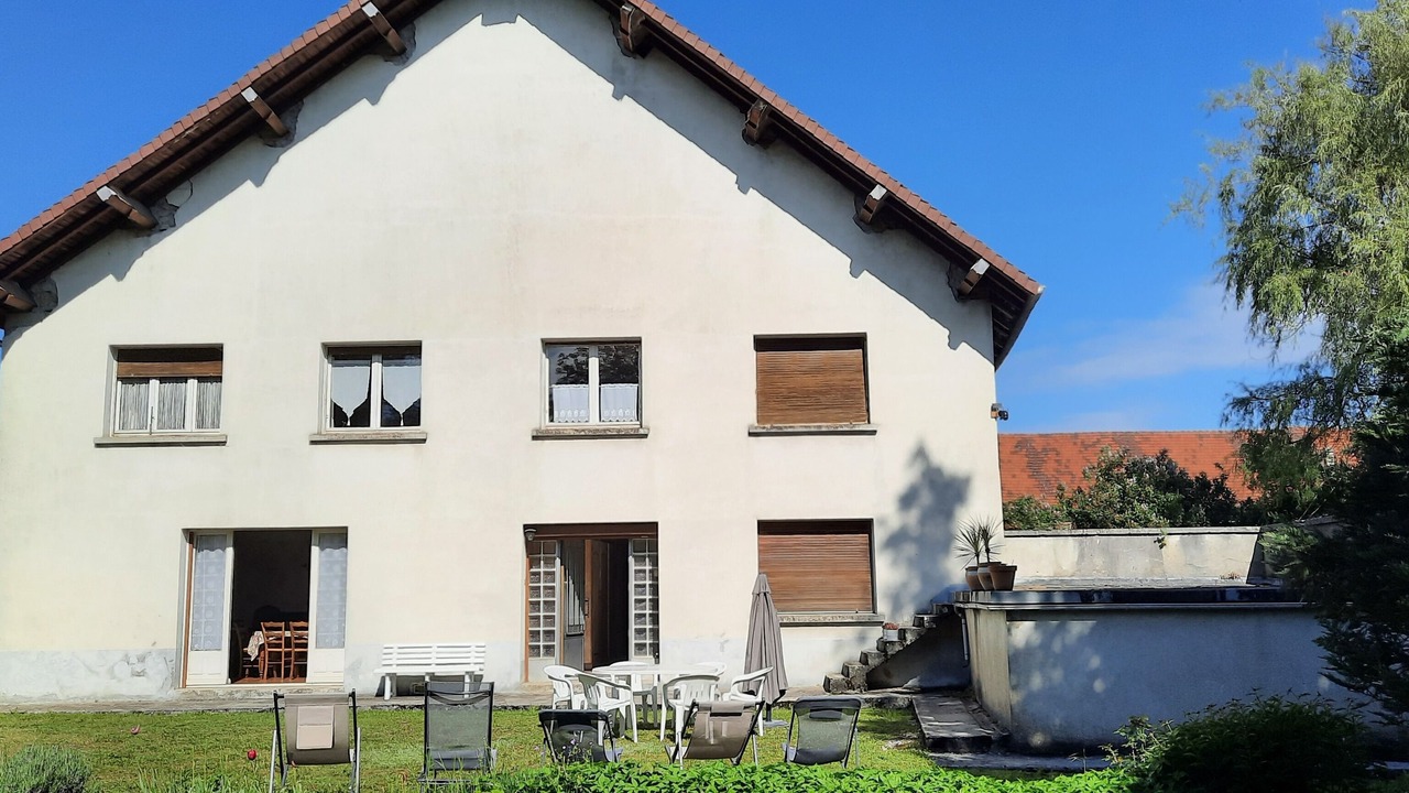Photo of Outdoor in Publy