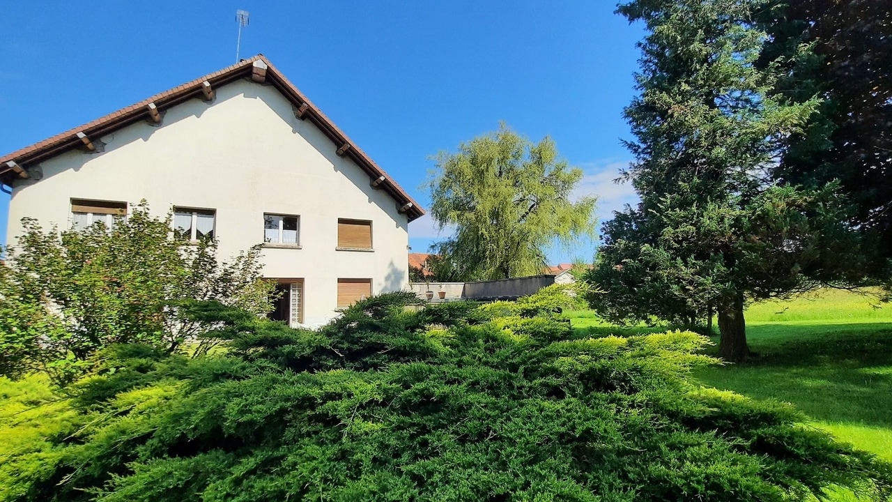 Photo of Outdoor in Publy
