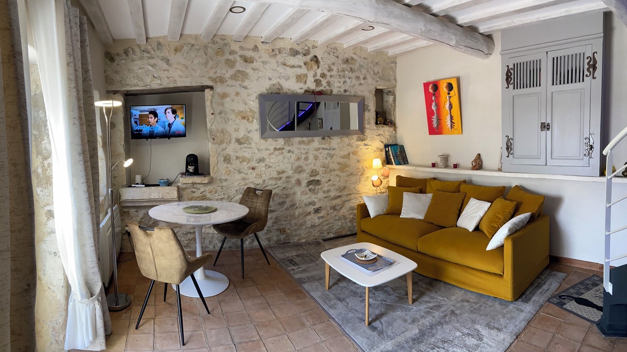 Photo of Livingroom in La Garde-Adhemar