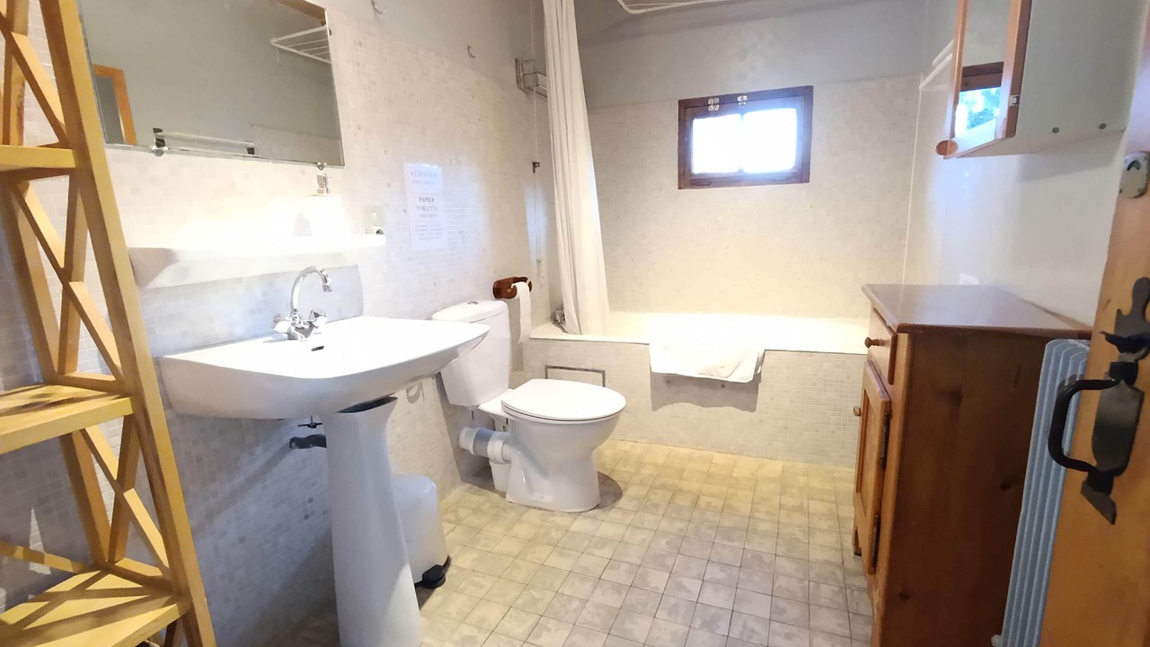 Photo of Bathroom in Beaufort