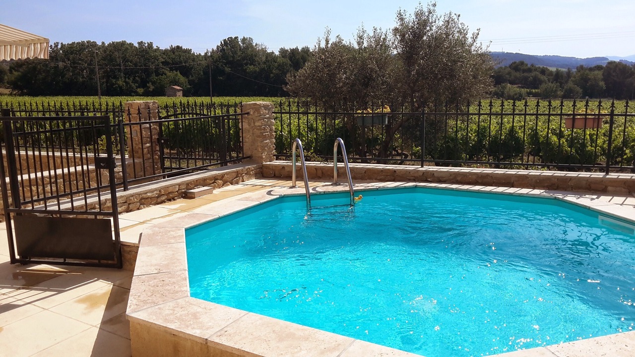 Photo of Outdoor in Buisson