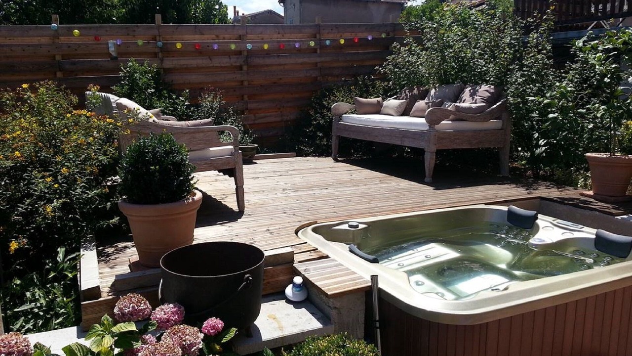 Photo of Outdoor in Saint-Haon-le-Chatel
