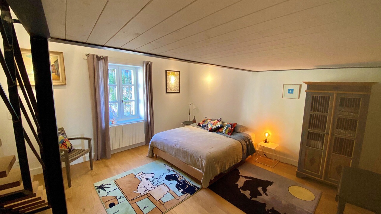 Photo of Bedroom in Valaurie
