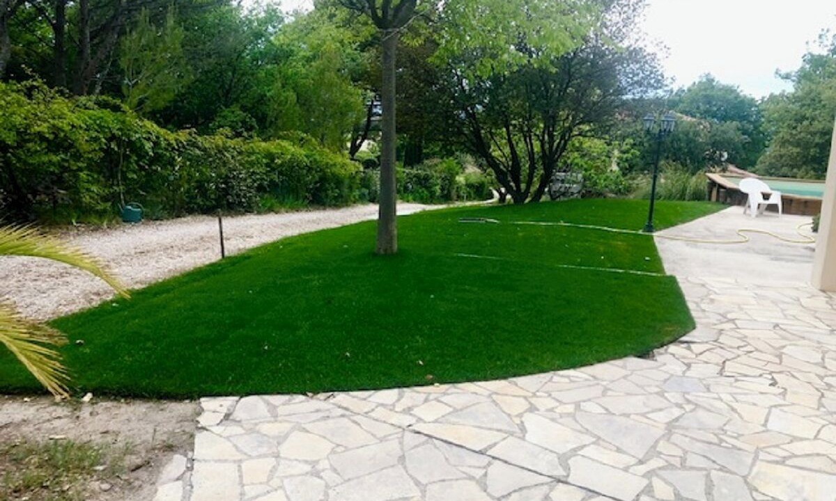 Photo of Outdoor in Malemort-du-Comtat