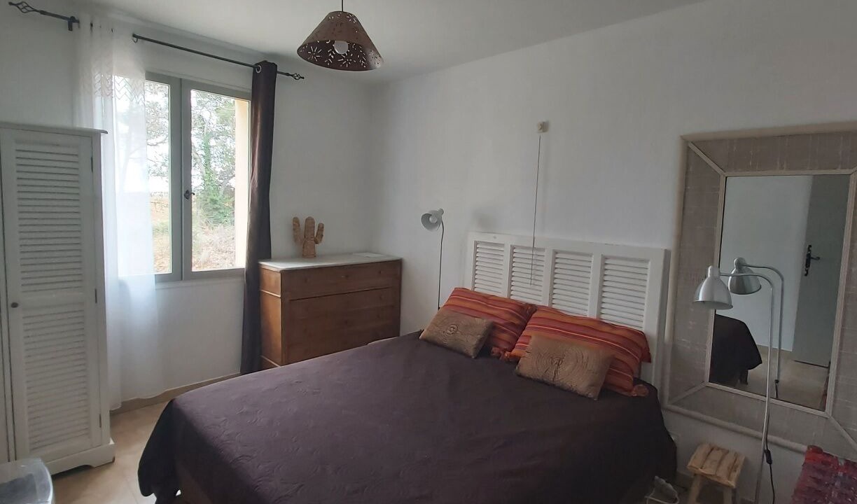 Photo of Bedroom in Puymeras