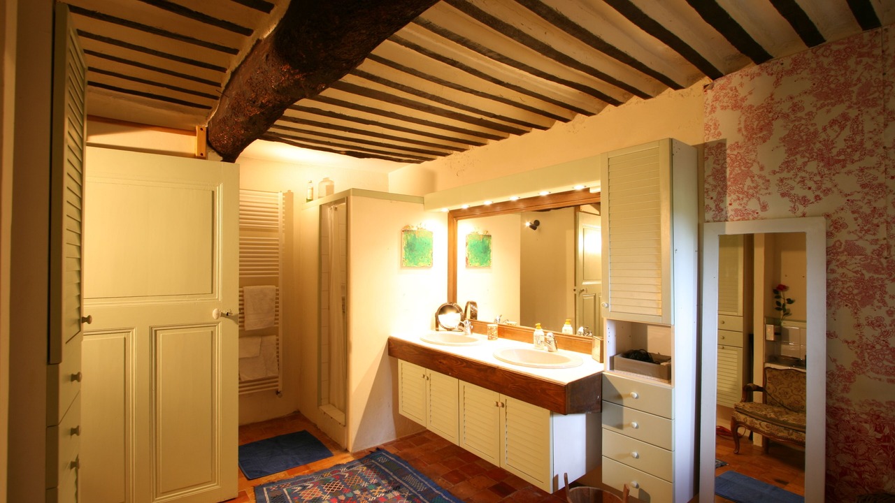Photo of Bathroom in Mirabel-aux-Baronnies