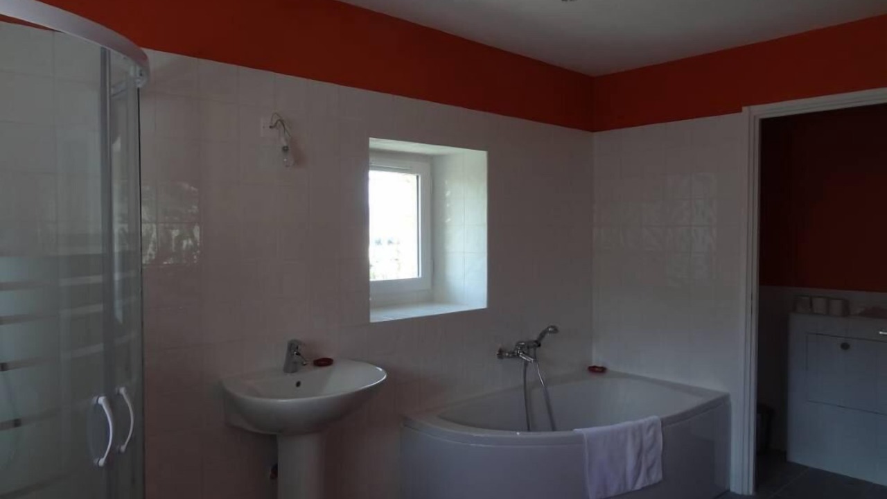 Photo of Bathroom in Cleon-d'Andran