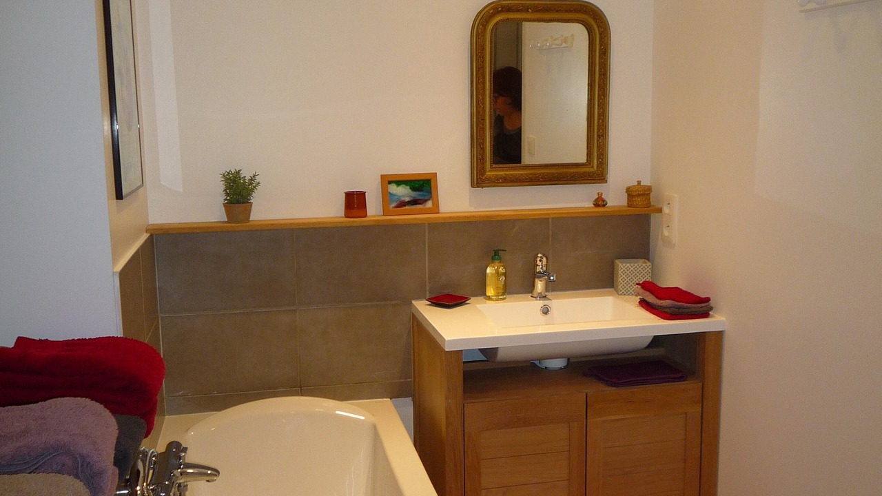 Photo of Bathroom in Centre