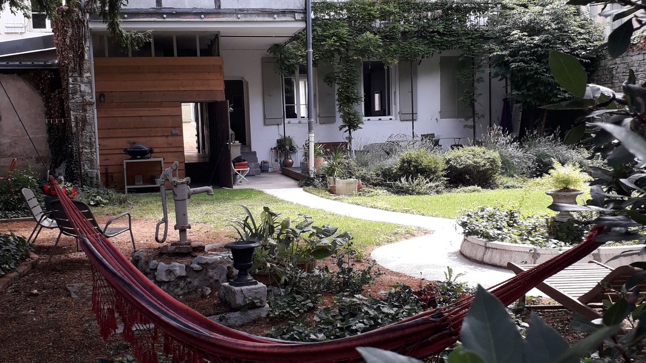 Photo of Outdoor in Centre