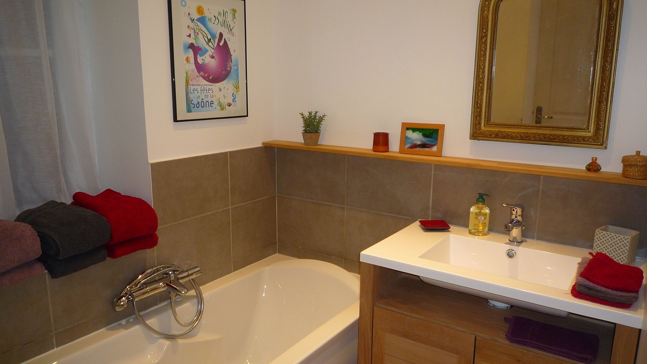 Photo of Bathroom in Centre