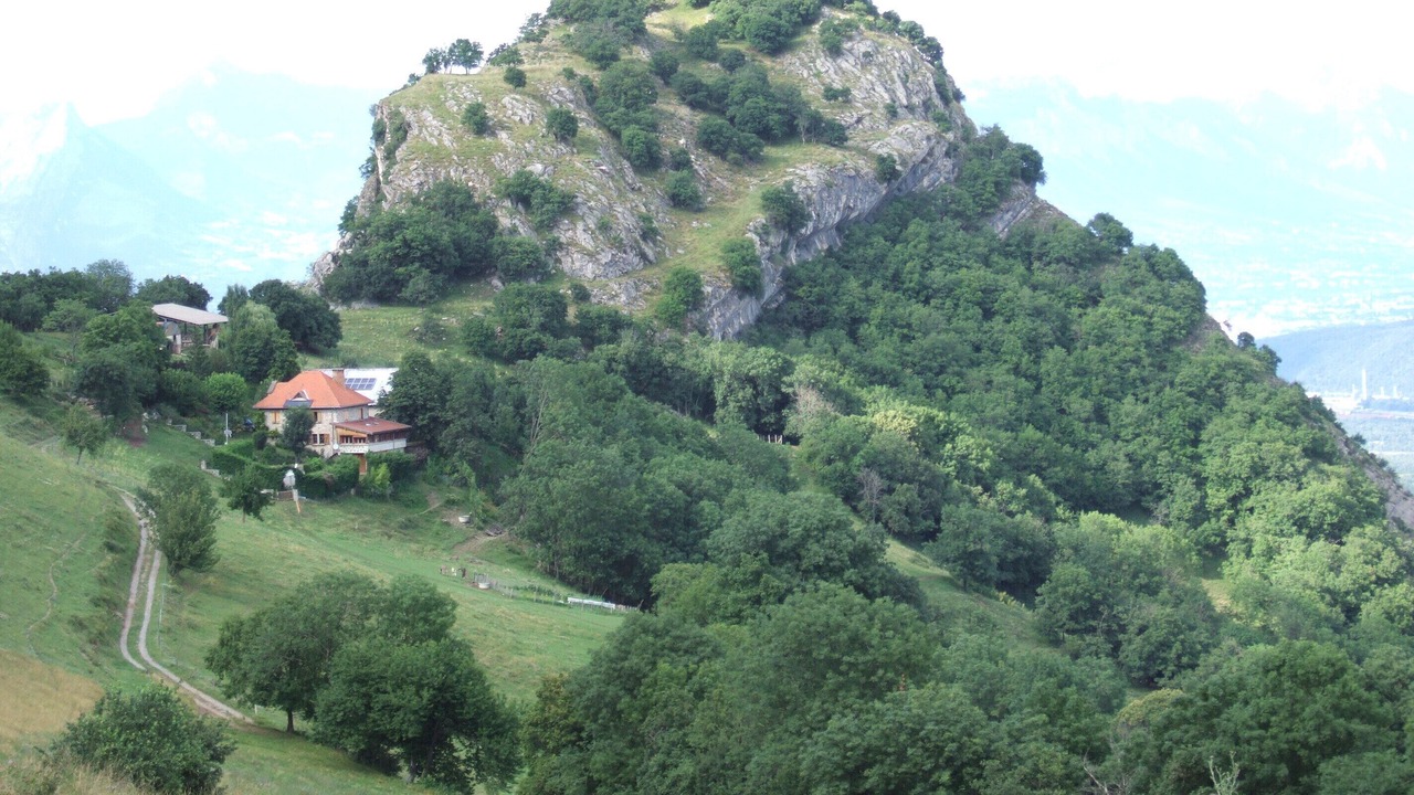 Photo of Outdoor in Vif