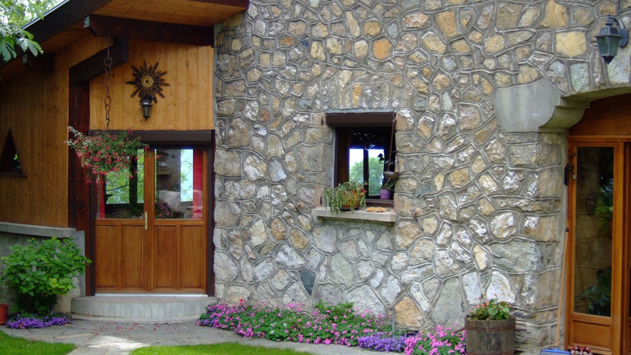Photo of Outdoor in Vif