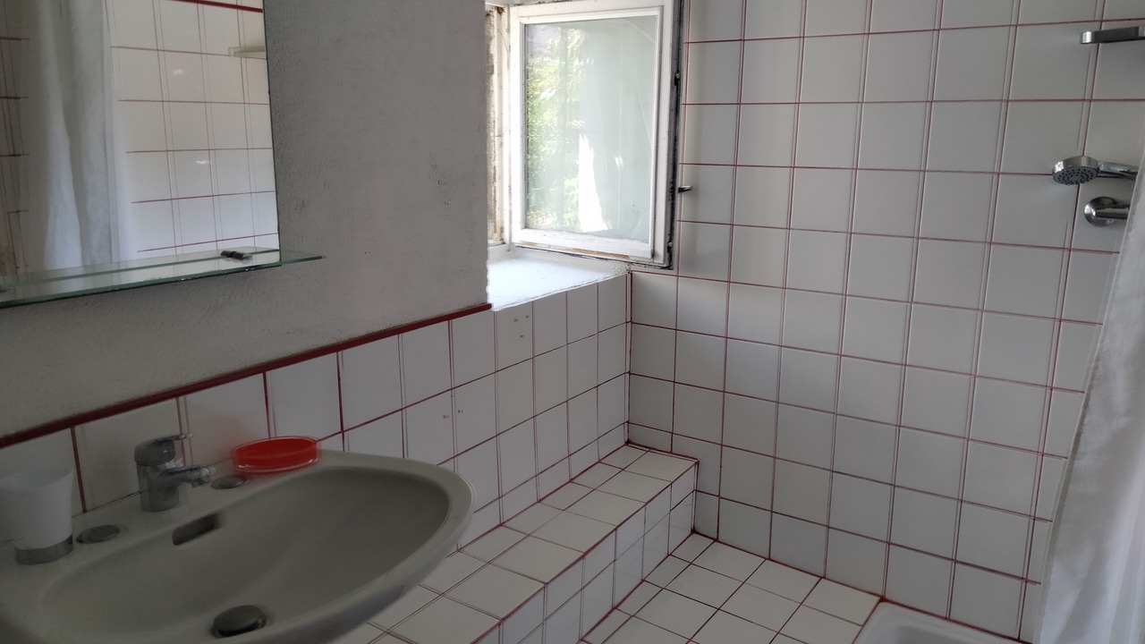 Photo of Bathroom in Mirabel-et-Blacons
