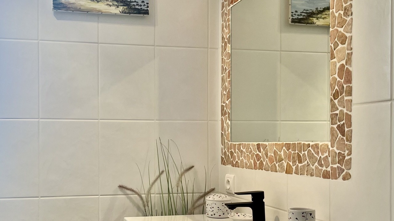 Photo of Bathroom in Belleroche