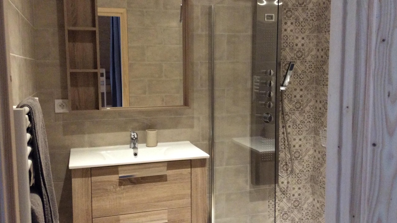 Photo of Bathroom in Saint-Jacques-des-Blats