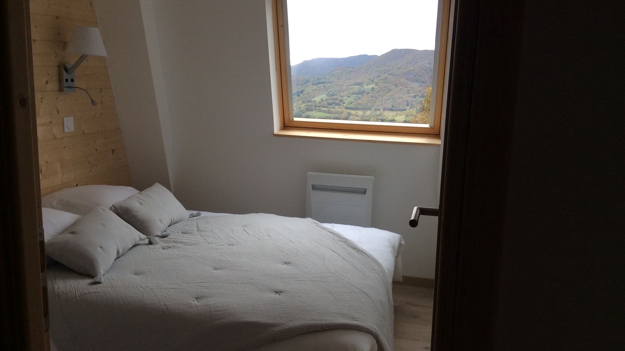 Photo of Bedroom in Saint-Jacques-des-Blats