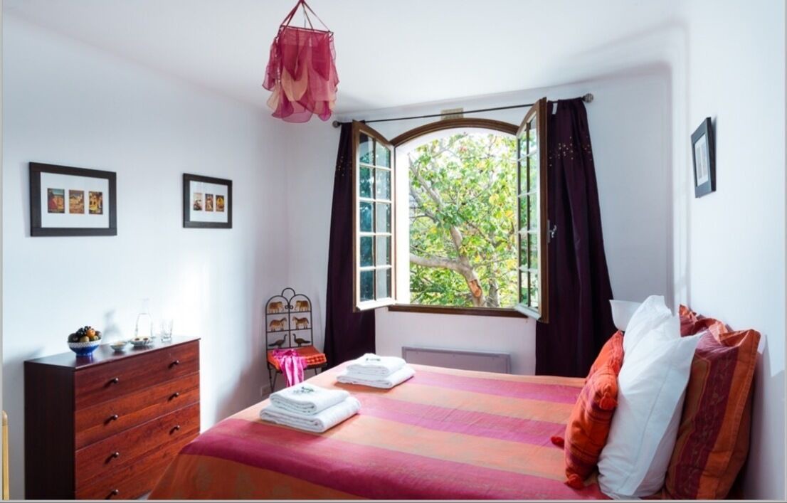 Photo of Bedroom in Malaucene